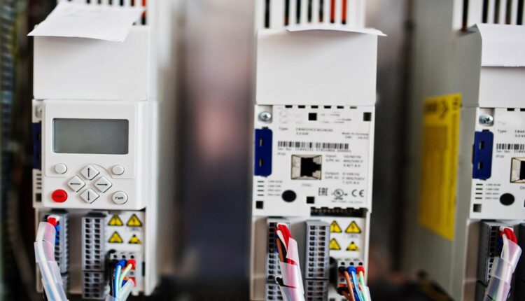 Variadores de frecuencia en Tijuana: selección, instalación y mantenimiento para tu planta